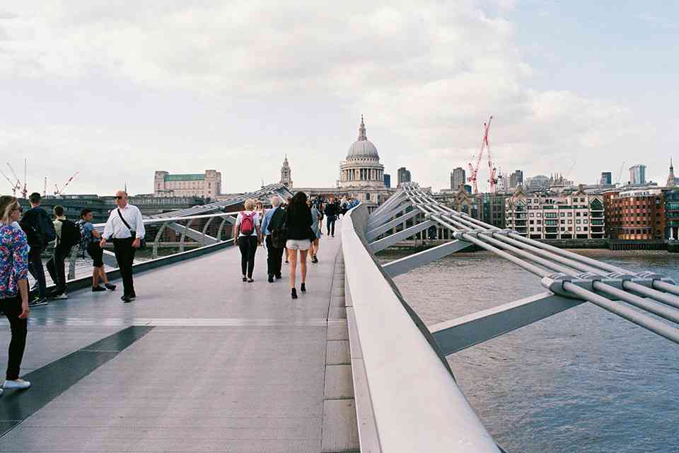 UK Tightens Visa Rules for Botswana, Loosens Travel for German School Groups featured image
